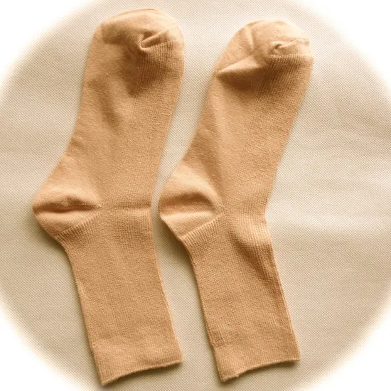 Comfortable Hemp Women′s Socks for Daily Life (WHS)