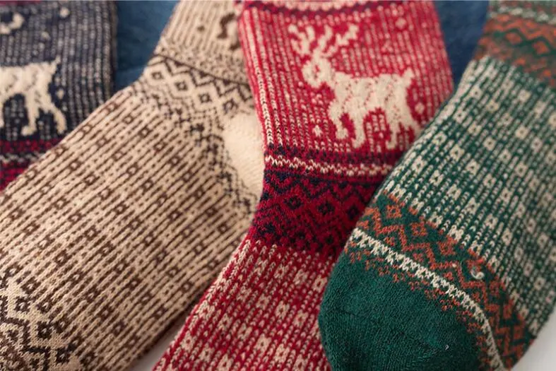 Wholesale Christmas Deer Pattern Women Wool Socks
