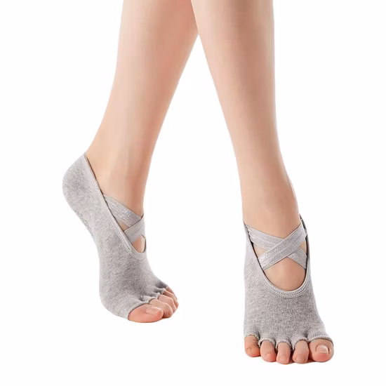 Wholesale Women Cotton Non Slip Toe Grip Sport Yoga Socks Purple