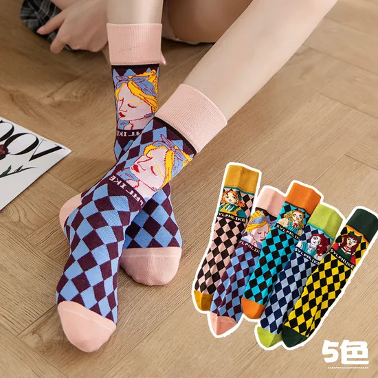 Customized Autumn New Product Creative Portrait Retro Harajuku Style Socks Children Lolita Ins Style Illustration Cute MID Cap Women′s Socks 